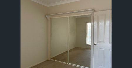 Stylish Duplex in Prime Flinders Location - Photo 5