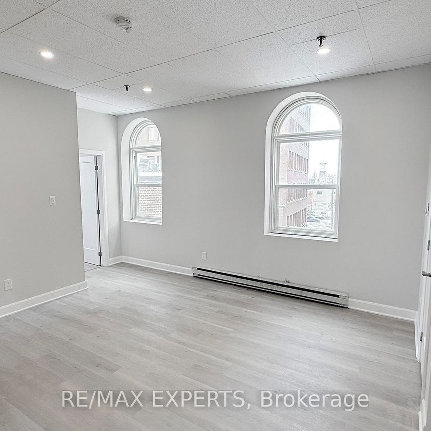 For Lease - 8 Main Street Unit# 404, Brampton, Ontario - Photo 1