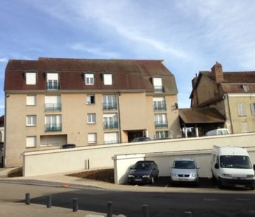 ST FLORENTIN CENTRE VILLE - T3 DE 75M² LUMINEUX DANS RESIDENCE SECURISEE - Photo 4