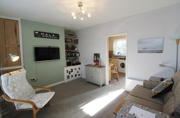 2 bedroom house to rent - Photo 1