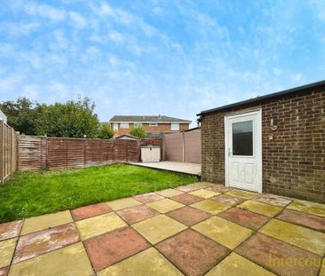 3 bedroom semi-detached house to rent - Photo 6
