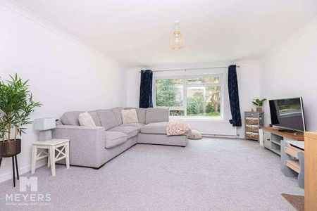 Manor Close, Ferndown, BH22 - Photo 4