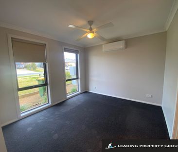 Low Maintenance Townhouse - Photo 3