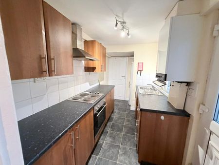 To Let: Tennyson Street , Middlesbrough, TS1 4LZ - Photo 4