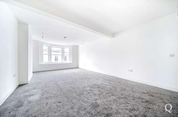 High Street, Sheerness, Kent, ME12 - Photo 1