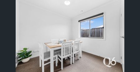 Family living in the heart of Thornhill Park - Photo 3