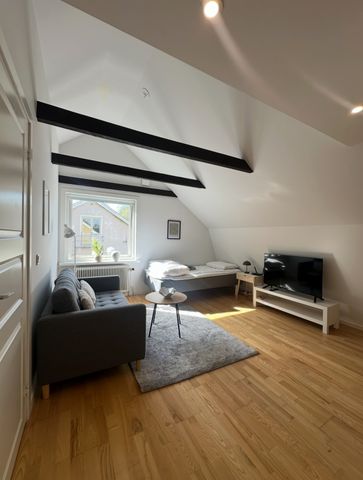 Läkarvägen, Brastad - Photo 2