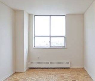 Sublease 1 Bedroom Apartment - Photo 4