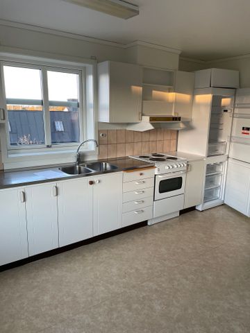 Skogsvägen, Mjölby - Photo 2