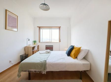 Alameda das Linhas de Torres, Lisbon, Lisbon 1750-248 - Photo 5