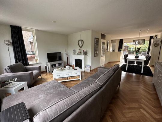 Elgarstraat, 3335DA, Zwijndrecht - Photo 1