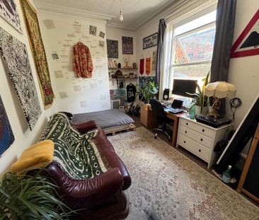 5 bedroom semi-detached house to rent - Photo 6