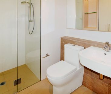 1Bedrooms, 1Bathrooms - Photo 6