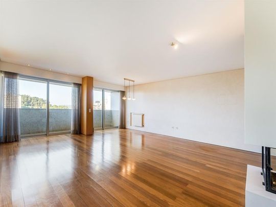 Apartamento T4 em Porto - Foto 1