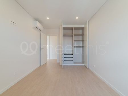 2 room luxury Apartment for rent in Amadora, Lisbon - Photo 5