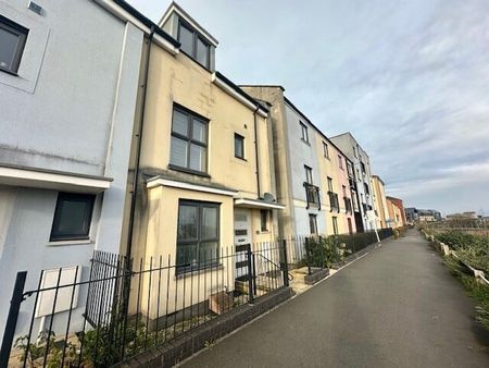 Eighteen Acre Drive, Bristol, Patchway - Photo 4