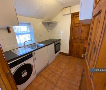 2 bedroom flat to rent - Photo 6