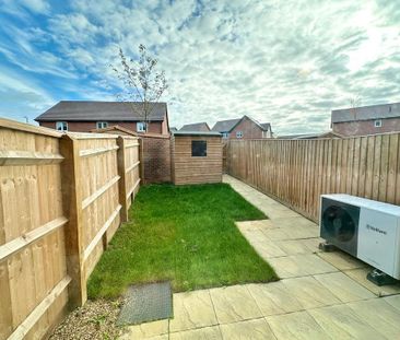 3 bedroom terraced house to rent - Photo 1