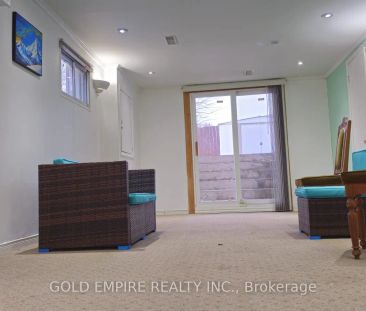 1999 Carrera Lane #Lower Unit - Photo 1