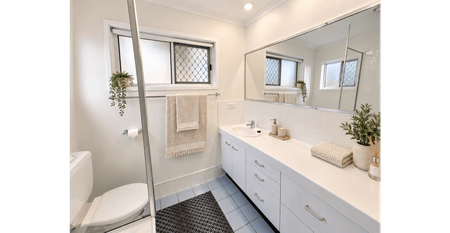 Beautifully Renovated 3-Bedroom, 2.5-Bathroom Single-Level Residence with Pool - Photo 3