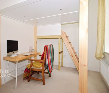 2 bedroom ground flat to rent - Photo 1