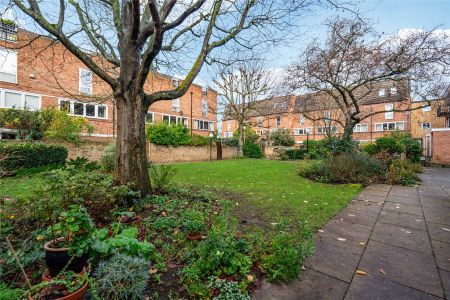 St. Andrews Square, London, W11 ground floor flat to rent - Photo 4