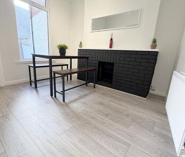 12 Edinburgh Street, Belfast, BT9 7DS - Photo 5
