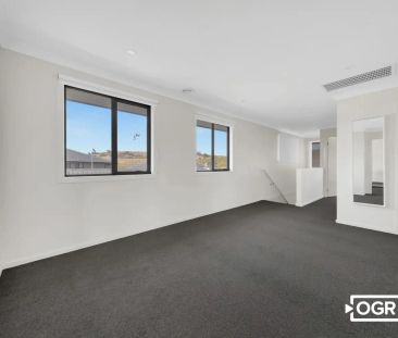 26 Asplin Circuit, Mernda VIC 3754 - Photo 3