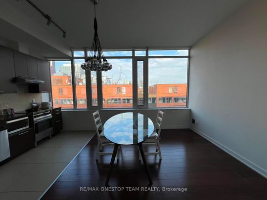 Market Wharf Lofts , #511 - Photo 1