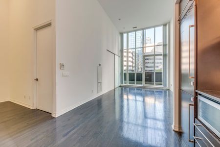 For Lease - 770 Bay Street Unit# 202, Toronto, Ontario - Photo 2