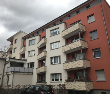 Erdgeschosswohnung mit Balkon in Hanau - Photo 1