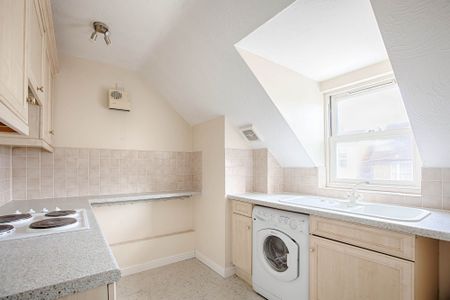 2 bedroom flat to rent, Available unfurnished from 21/04/2025 - Photo 2