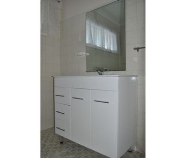 LIGHT FILLED HOME IN QUIET AREA - Photo 6