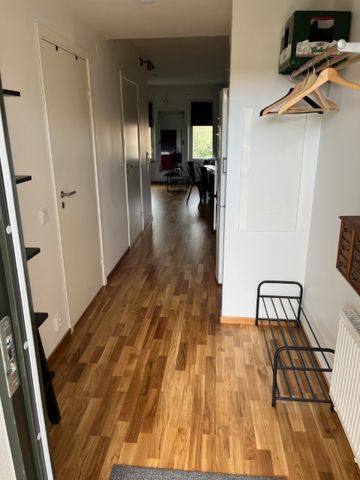 Sköndal - 1rok - 7mån - 8.816kr/mån - Photo 2