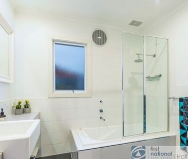 Family Home - Photo 6