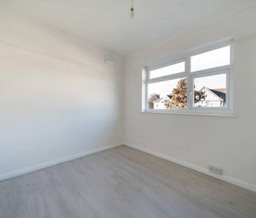 2 bedroom maisonette to rent - Photo 2