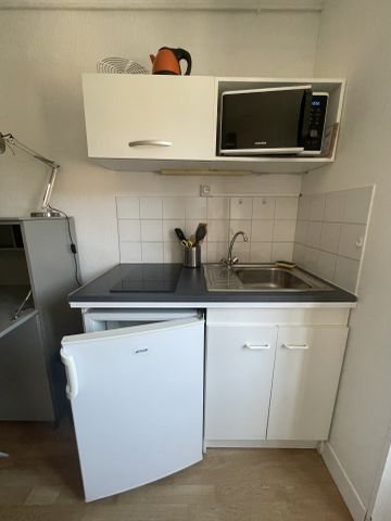 Location Appartement 1 pièce 20m² TROYES 10000 - Photo 4