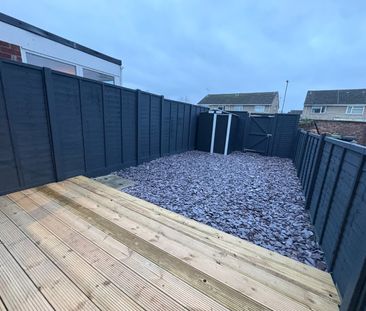 3 bedroom terraced house to rent - Photo 5