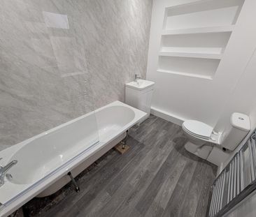 3 bedroom end of terrace house to rent - Photo 1