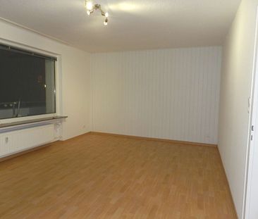 Burgdorf: 3 Zimmer Wohnung mit Einbauküche, großem Balkon und Garage - Foto 1