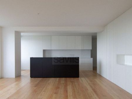 4 room luxury Apartment for rent in Foco, Porto, Distrito do Porto - Photo 3