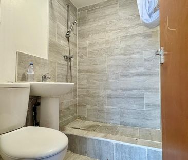 Park Avenue, London - Photo 1