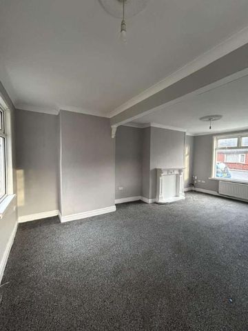 Waterloo Terrace, Shildon, DL4 - Photo 2