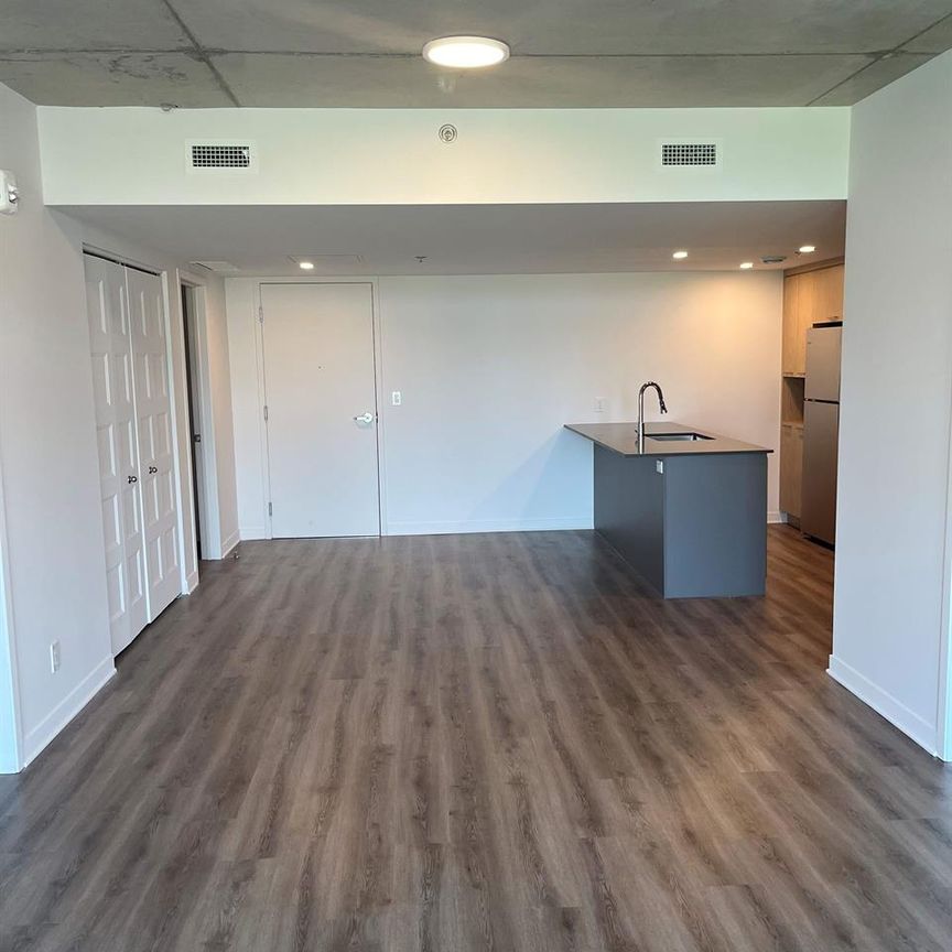 2 CH - 1 SDB - Terrebonne - $2,055 /mo - Photo 1