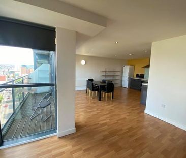 Student Apartment 3 bedroom, City Centre, Sheffield - Photo 2