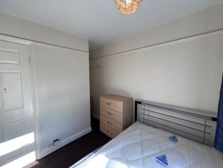 Wilberforce Avenue, Burton Stone Lane - P1051 - Photo 5