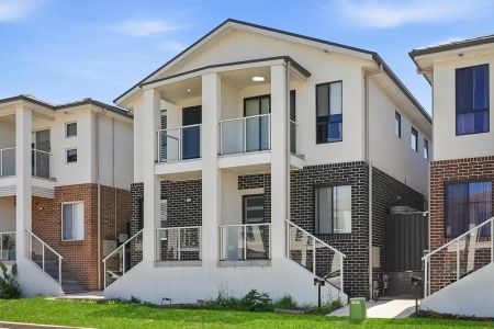 “Modern and Stylish Family Living in a Prime Rouse Hill Location” - Photo 5