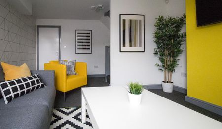 4 bedroom terraced house to rent - Photo 5