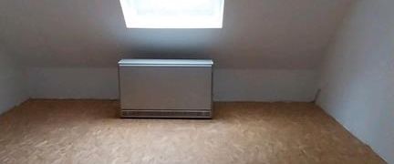 Dachgeschosswohnung mieten - Foto 1