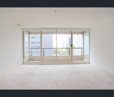 The Promenade: 7th Floor - Modern and Spacious Two Bedroom Apartment! - Photo 1